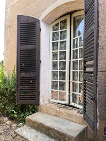 ALLAUCH --AUBAGNENS - MAISON DE CARACTERE A RENOVER