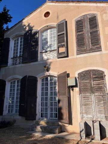 ALLAUCH --AUBAGNENS - MAISON DE CARACTERE A RENOVER