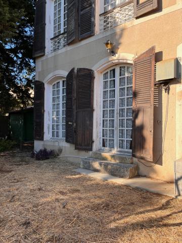 ALLAUCH --AUBAGNENS - MAISON DE CARACTERE A RENOVER
