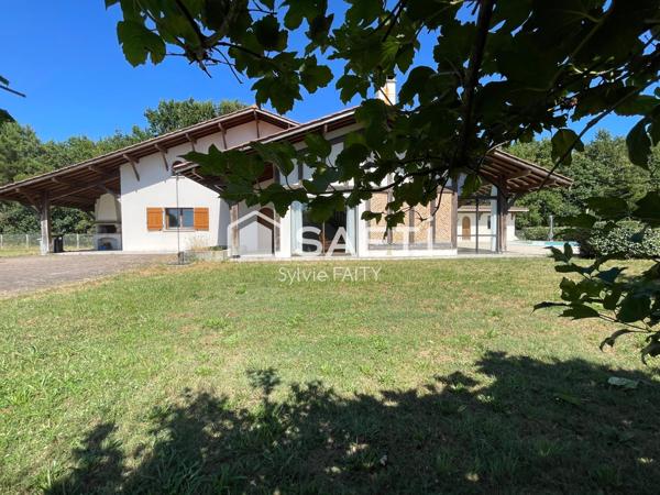 Maison T6 - piscine - garage 95 m² - grande parcelle