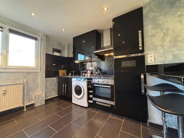 Appartement Sisteron 4 pièce(s) 76.82 m2 Plantiers