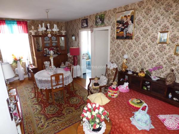 Vente Maison de village 6 pièces 123 m2 à Noyers