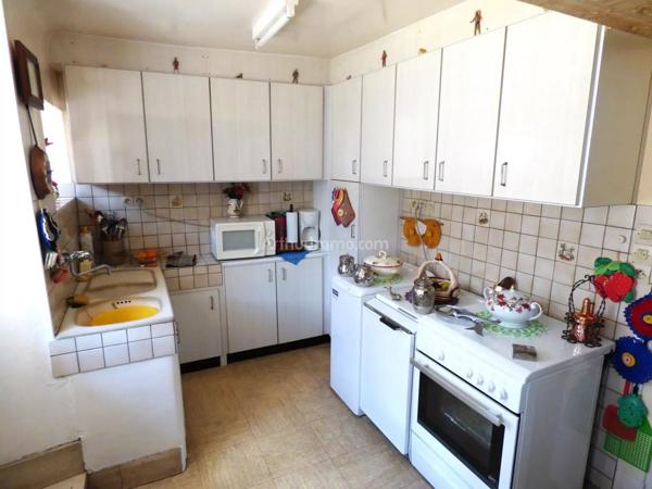 Vente Maison de village 6 pièces 123 m2 à Noyers