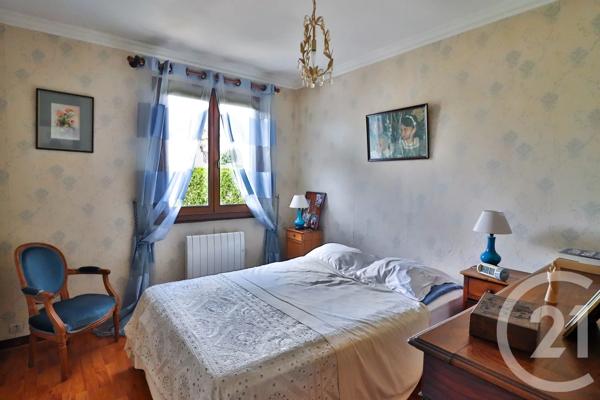 Maison à vendre  7 pièces - 125,20 m 2   ETRECHY  - 91