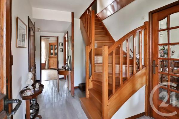 Maison à vendre  7 pièces - 125,20 m 2   ETRECHY  - 91