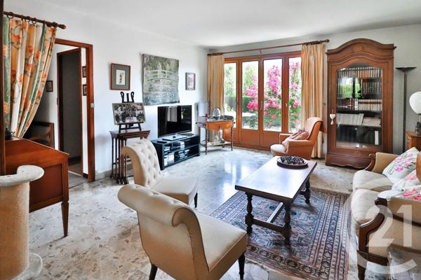 Maison à vendre  7 pièces - 125,20 m 2   ETRECHY  - 91