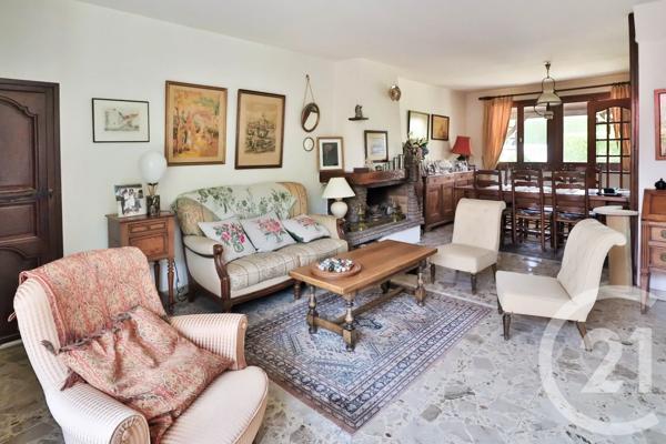 Maison à vendre  7 pièces - 125,20 m 2   ETRECHY  - 91