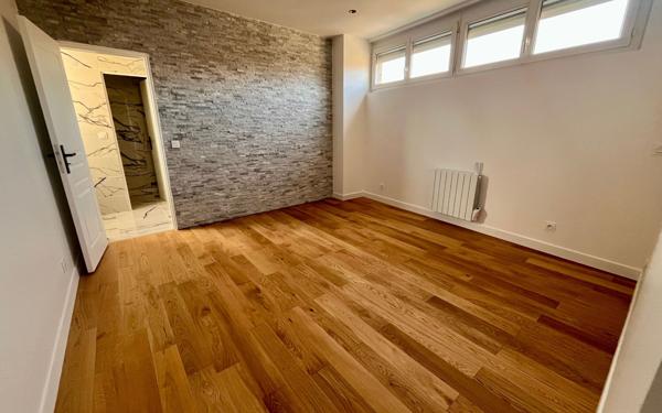 Appartement à louer    4 pièces • 92 m2 Châtellerault