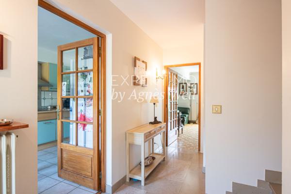 Rueil-Malmaison (92500) RUEIL-MALMAISON - BUZENVAL - MAISON FAMILIALE 7 PIECES AVEC TERRASSE ET JARDIN