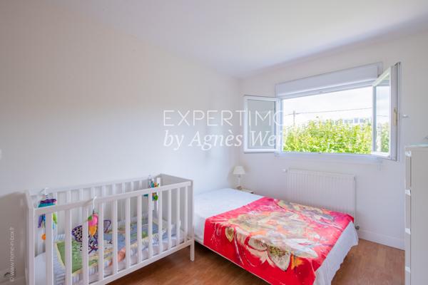 Rueil-Malmaison (92500) RUEIL-MALMAISON - BUZENVAL - MAISON FAMILIALE 7 PIECES AVEC TERRASSE ET JARDIN