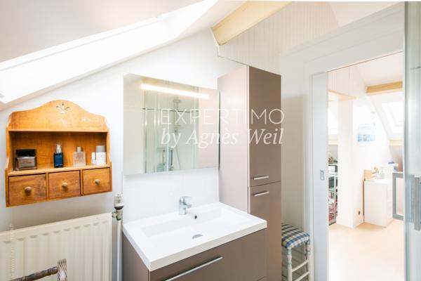 Rueil-Malmaison (92500) RUEIL-MALMAISON - BUZENVAL - MAISON FAMILIALE 7 PIECES AVEC TERRASSE ET JARDIN