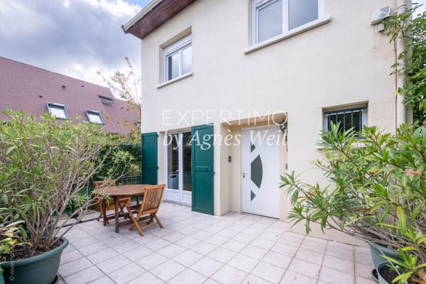 Rueil-Malmaison (92500) RUEIL-MALMAISON - BUZENVAL - MAISON FAMILIALE 7 PIECES AVEC TERRASSE ET JARDIN