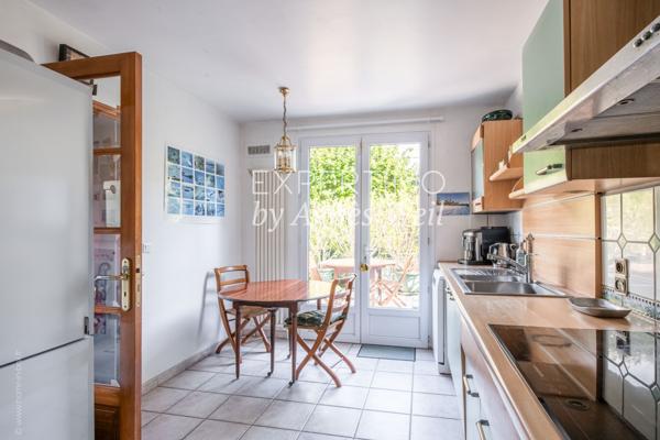 Rueil-Malmaison (92500) RUEIL-MALMAISON - BUZENVAL - MAISON FAMILIALE 7 PIECES AVEC TERRASSE ET JARDIN