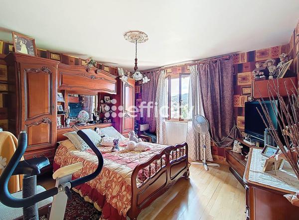 Maison 5 pièces - 126 m² Exclusivité efficity