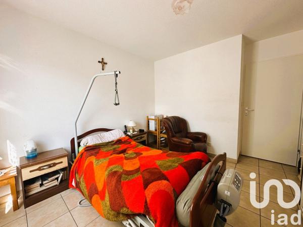 Appartement 2 pièces de 47 m² à Milhaud (30540)