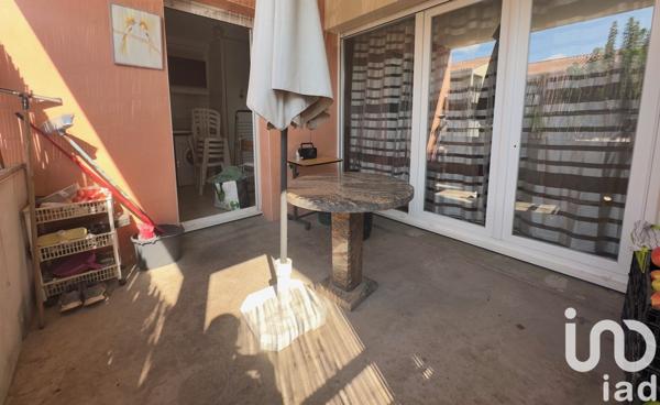 Appartement 2 pièces de 47 m² à Milhaud (30540)