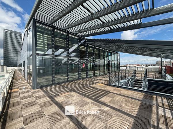 Bureaux à louer Lyon Part-Dieu - immeuble neuf - prestations haut de gamme