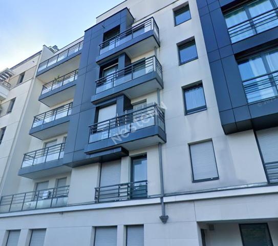 Appartement Suresnes: STUDIO de 22m²
