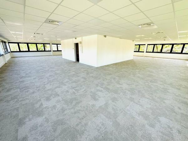BUREAUX à LOUER de 395 m²