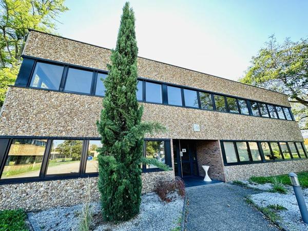 BUREAUX à LOUER de 395 m²