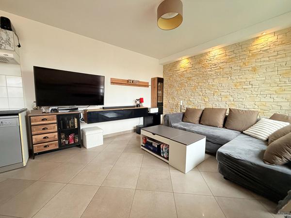 Appartement de 54m², 2 pièces, terrasse de 40m²