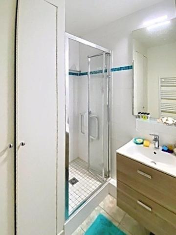 Appartement trois pièces proche centre ville