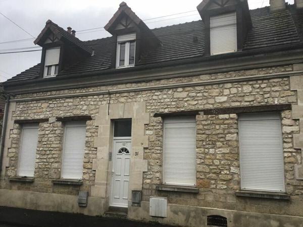 Appartement à louer    1 pièce • 16,80 m2 Compiègne