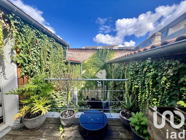 Loft 4 pièces de 170 m² à Bordeaux (33300)