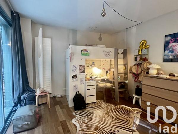 Loft 4 pièces de 170 m² à Bordeaux (33300)