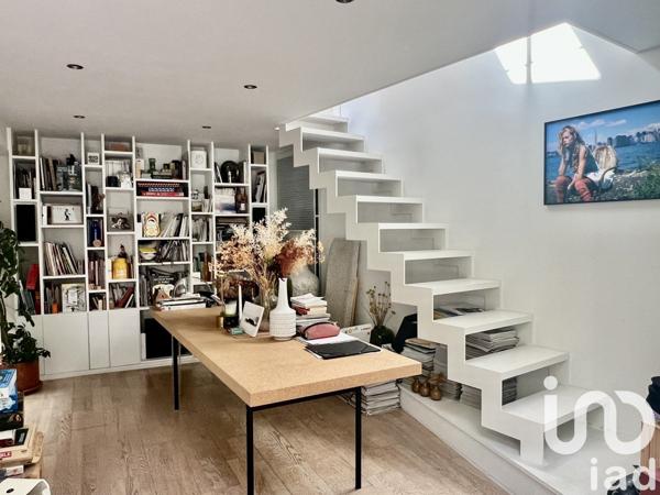 Loft 4 pièces de 170 m² à Bordeaux (33300)