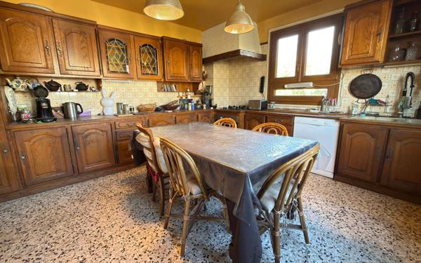 Maison à vendre    7 pièces • 139 m2 Neuilly-Plaisance