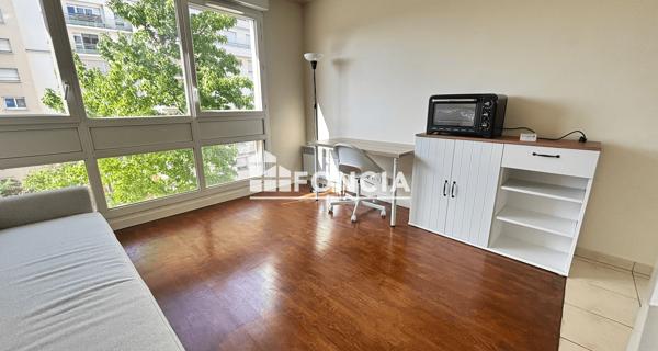Location Studio meublé 24.54 m² - Issy-les-moulineaux 92130