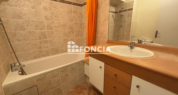 Location Studio meublé 24.54 m² - Issy-les-moulineaux 92130
