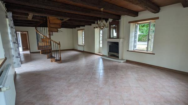 Maison de caractère - Chaunay 5 pièce(s) -151 m2