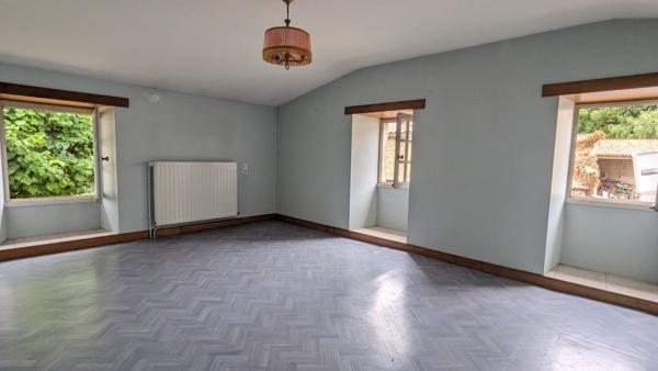 Maison de caractère - Chaunay 5 pièce(s) -151 m2
