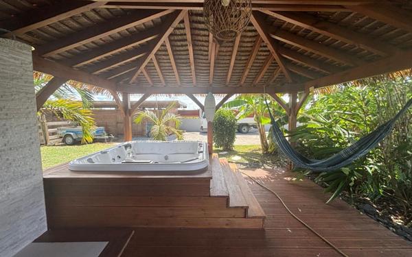 Maison à louer    5 pièces •  Saint-François