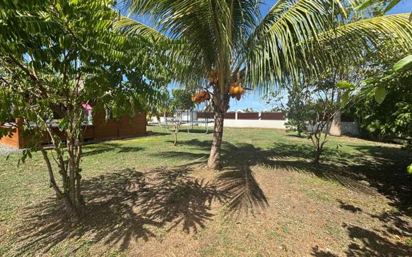 Maison à louer    5 pièces •  Saint-François