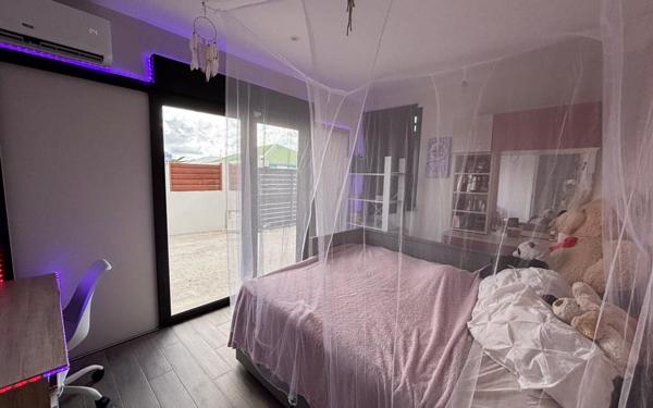 Maison à louer    5 pièces •  Saint-François