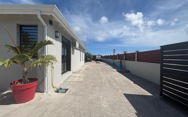 Maison à louer    5 pièces •  Saint-François