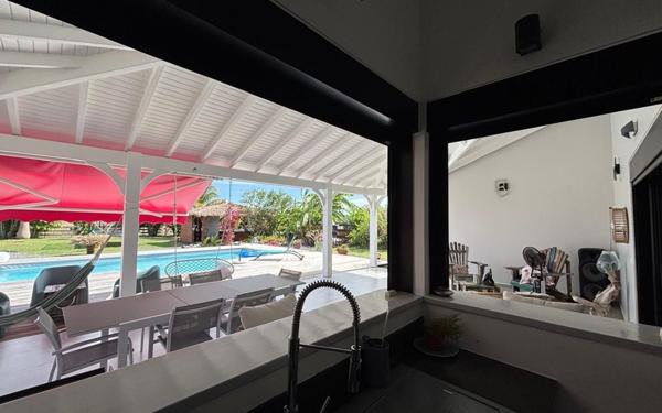 Maison à louer    5 pièces •  Saint-François