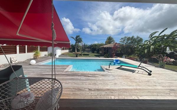 Maison à louer    5 pièces •  Saint-François