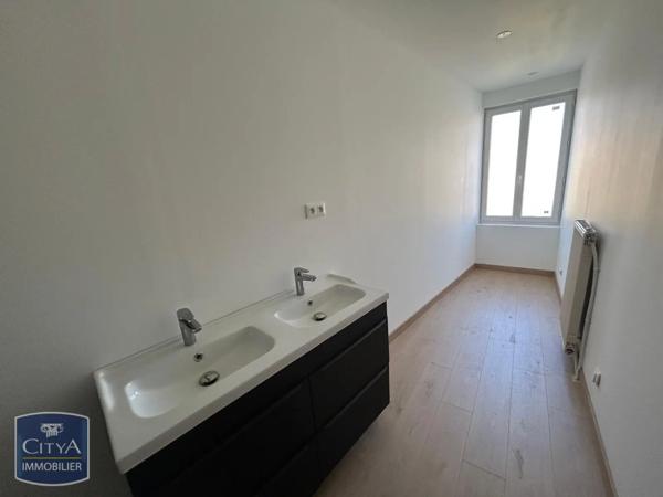 Maison à louer 4 pièces 103.46m² Nersac (16440)
