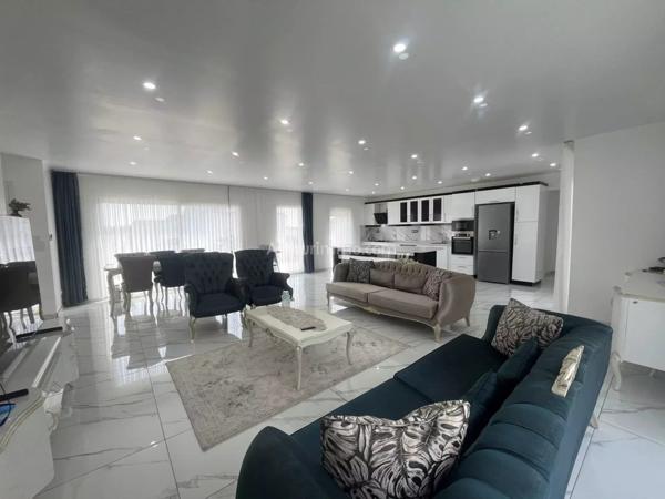 Vente Maison 6 pièces 164 m2 à Lanvallay
