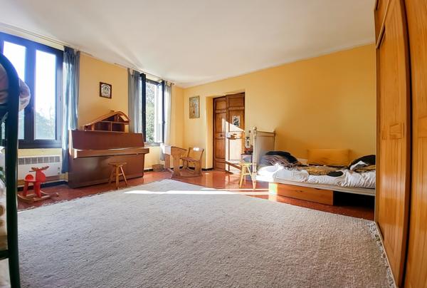 Tarascon (13150) Demeure de charme 230 m2 sur 1575 m2 de terrain