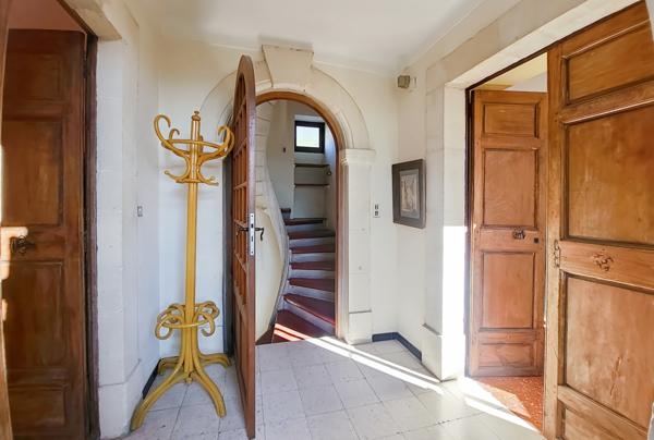 Tarascon (13150) Demeure de charme 230 m2 sur 1575 m2 de terrain