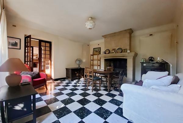 Tarascon (13150) Demeure de charme 230 m2 sur 1575 m2 de terrain