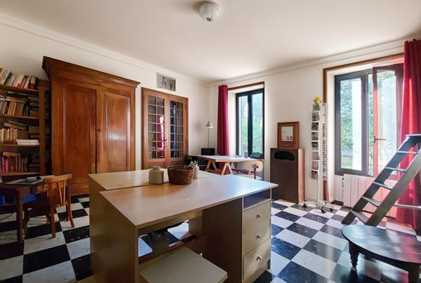 Tarascon (13150) Demeure de charme 230 m2 sur 1575 m2 de terrain