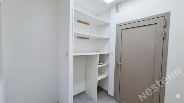Maison de ville au centre de Chalon, 3 chambres, coin bureau, DPE C, avec possibilité de garage à louer