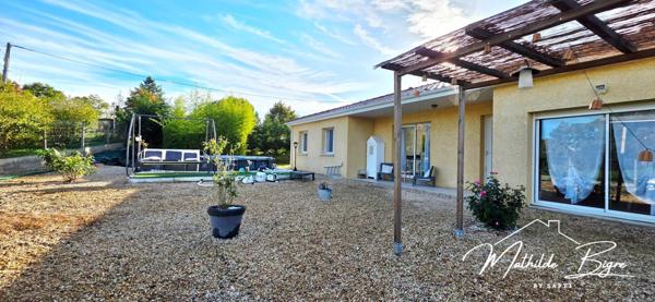 Plain pied à St GERMAIN LEMBRON