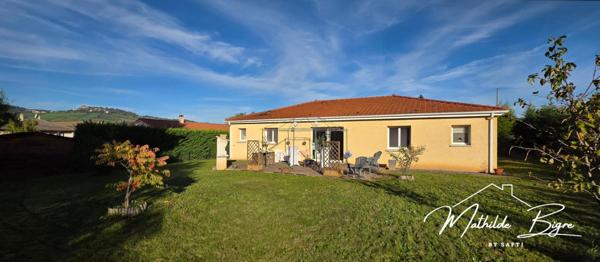 Plain pied à St GERMAIN LEMBRON